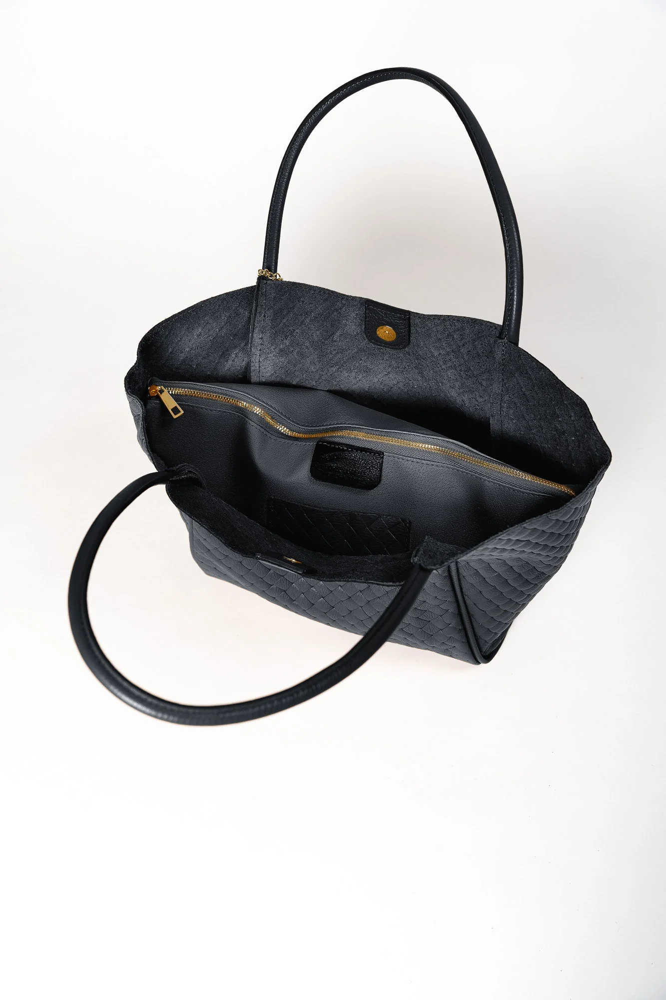 ALBA NOIR - Image 4