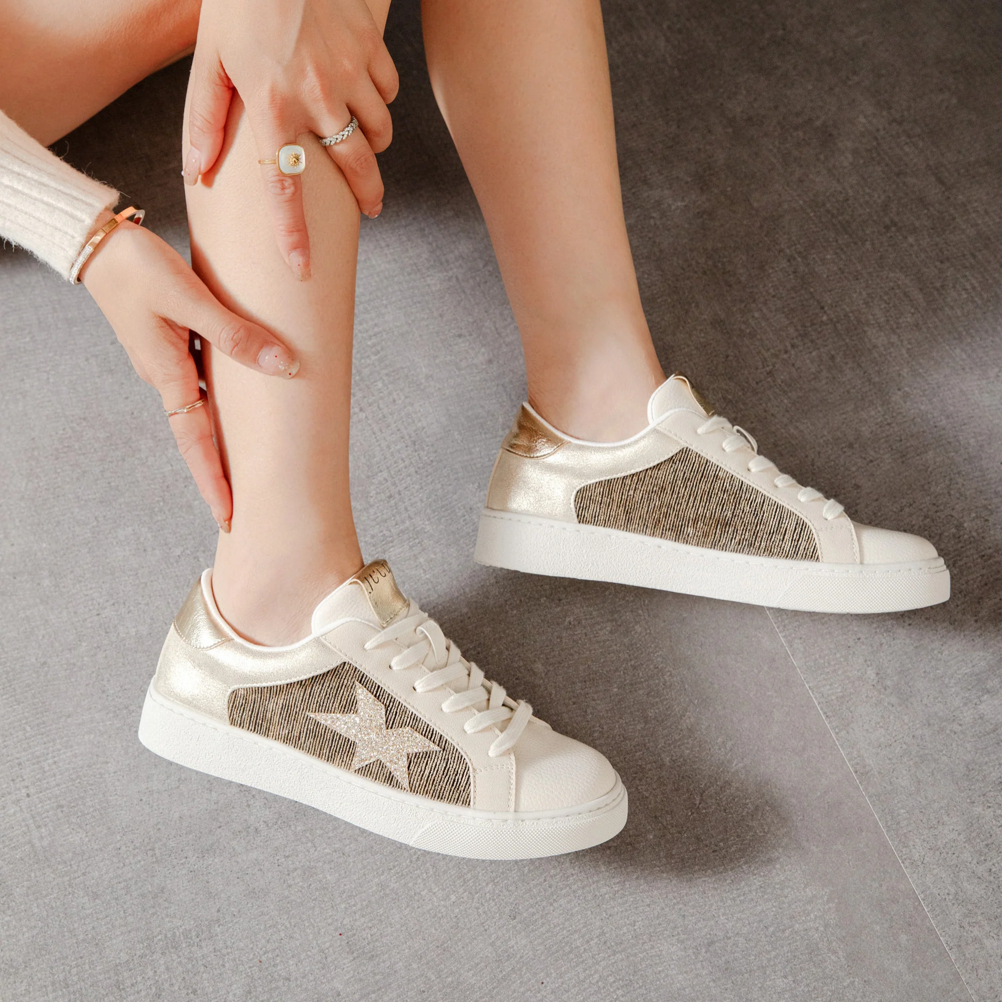 EMMY TAUPE - Image 2