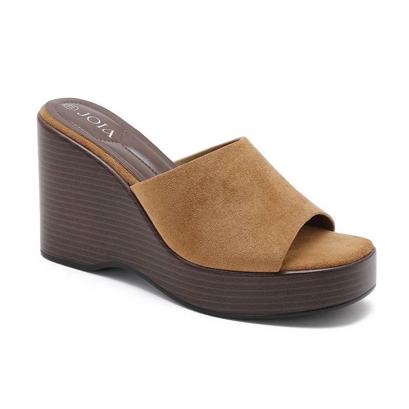 JOSIE CAMEL - Image 2
