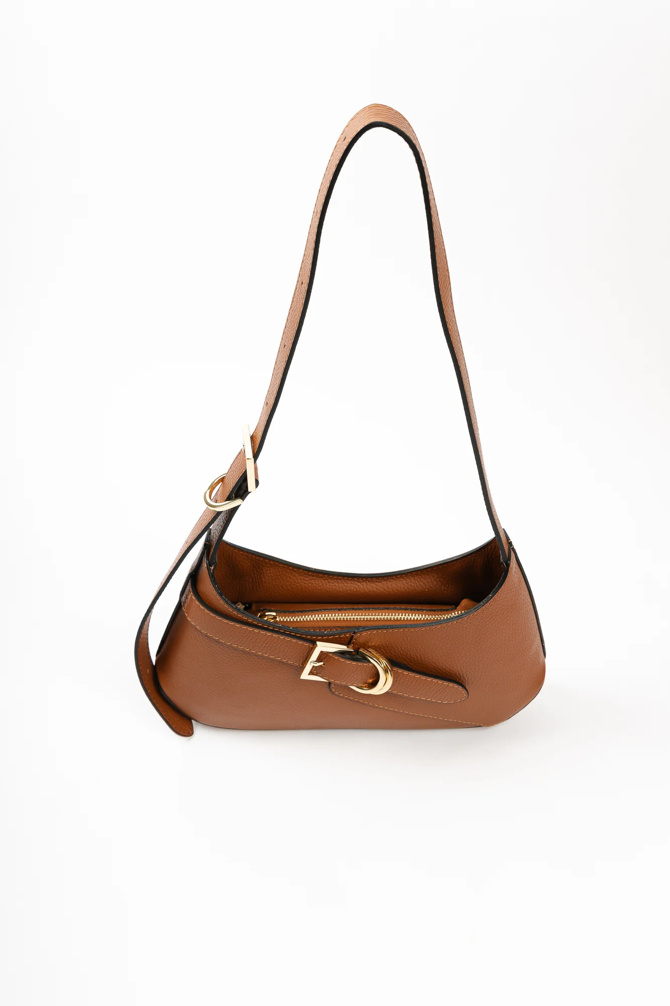 SARA CAMEL - Image 2