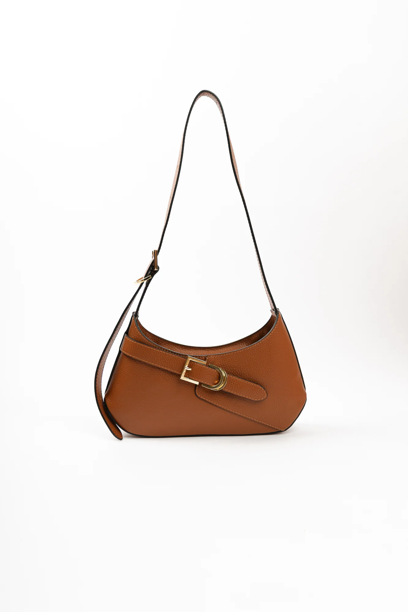 SARA CAMEL - Image 5